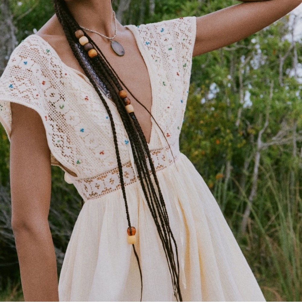 NWT XS Zara Beaded Cream Crochet Lace Bohemian Dress